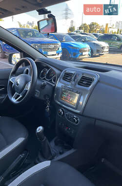 Хэтчбек Renault Sandero StepWay 2020 в 