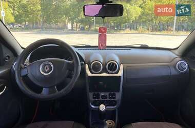 Внедорожник / Кроссовер Renault Sandero StepWay 2013 в 