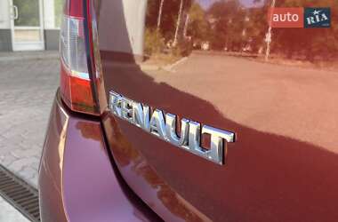 Внедорожник / Кроссовер Renault Sandero StepWay 2013 в 
