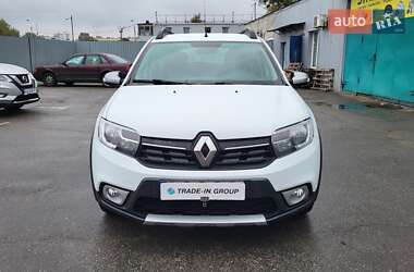 Хэтчбек Renault Sandero StepWay 2021 в 