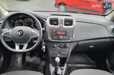 Хэтчбек Renault Sandero StepWay 2021 в 