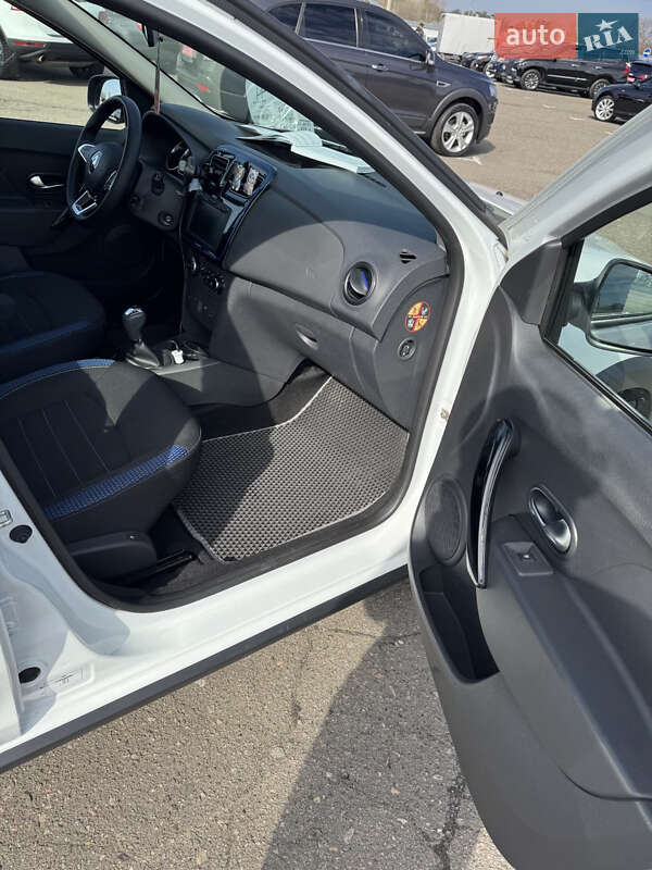 Хэтчбек Renault Sandero StepWay 2020 в Киеве