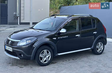 Внедорожник / Кроссовер Renault Sandero StepWay 2012 в 