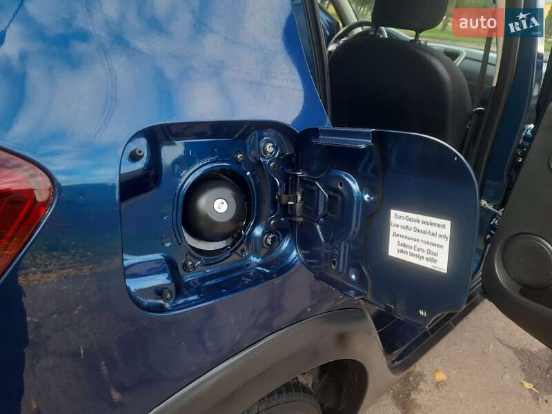 Хэтчбек Renault Sandero StepWay 2016 в Кролевце