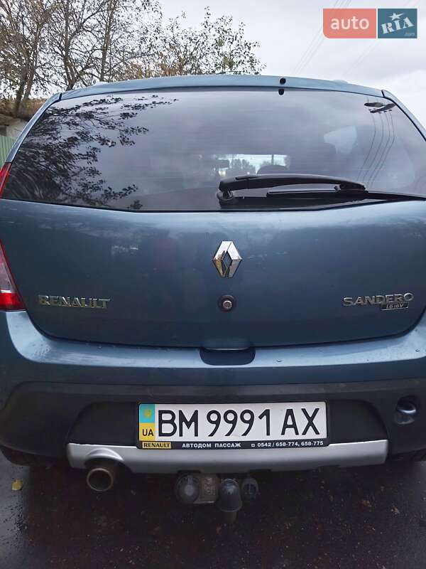 Внедорожник / Кроссовер Renault Sandero StepWay 2012 в Шостке