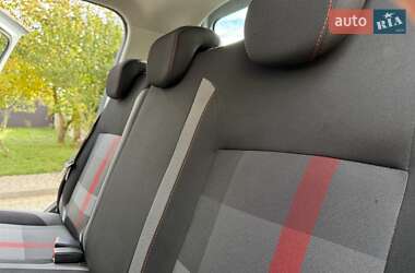 Хэтчбек Renault Sandero StepWay 2019 в 