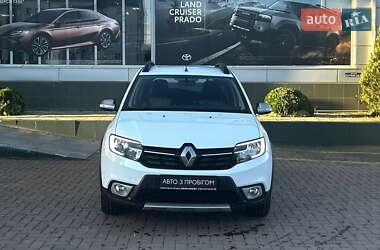 Хэтчбек Renault Sandero StepWay 2020 в 
