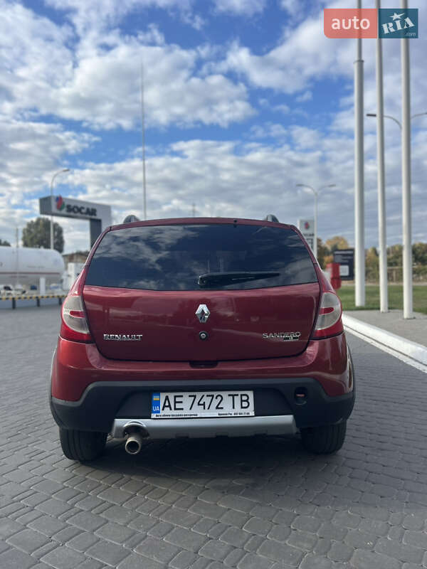 Позашляховик / Кросовер Renault Sandero StepWay 2011 в Дніпрі