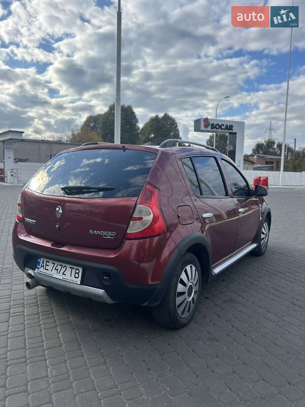 Позашляховик / Кросовер Renault Sandero StepWay 2011 в Дніпрі