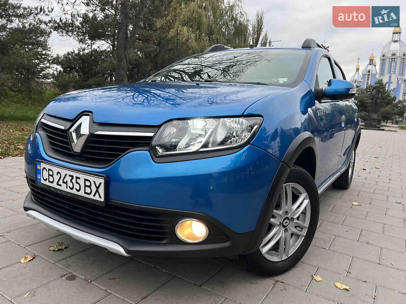 Renault Sandero StepWay 2016