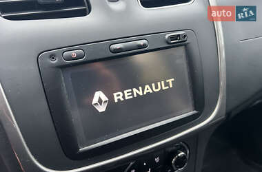 Хэтчбек Renault Sandero StepWay 2016 в 