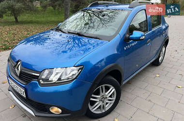 Хэтчбек Renault Sandero StepWay 2016 в Виннице