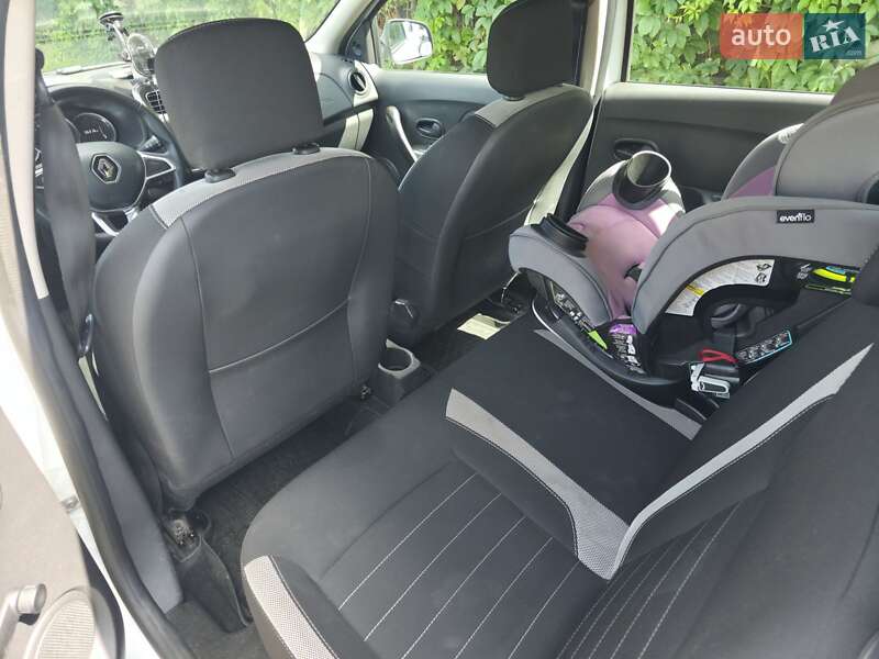 Хетчбек Renault Sandero StepWay 2017 в Києві