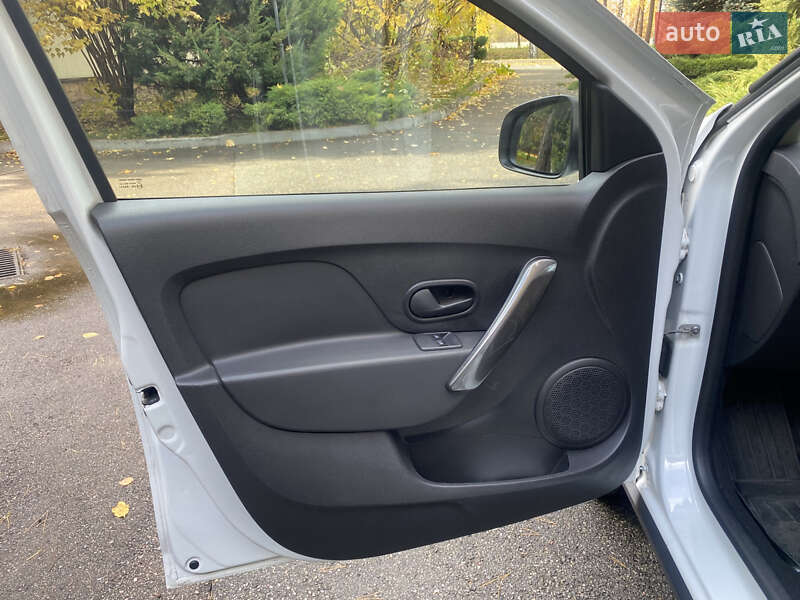 Хетчбек Renault Sandero StepWay 2021 в Києві