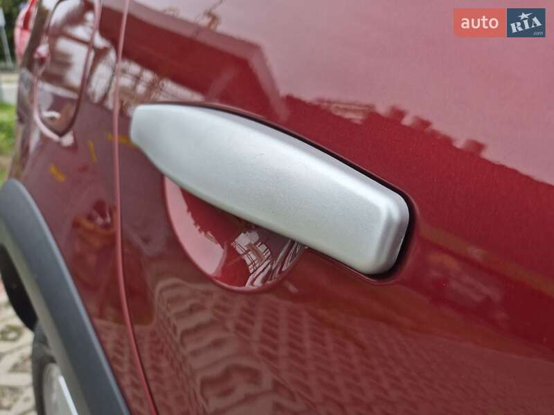 Внедорожник / Кроссовер Renault Sandero StepWay 2012 в Киеве