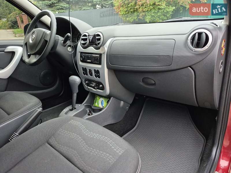 Внедорожник / Кроссовер Renault Sandero StepWay 2012 в Киеве