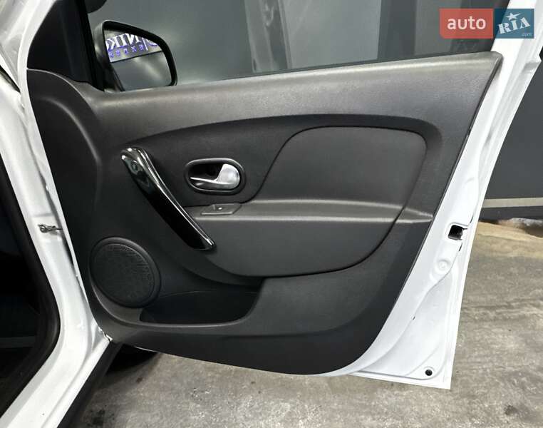 Хэтчбек Renault Sandero StepWay 2020 в Киеве