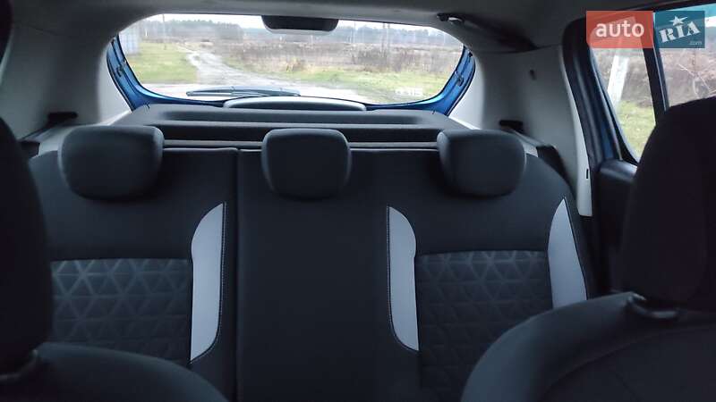 Позашляховик / Кросовер Renault Sandero StepWay 2013 в Шостці