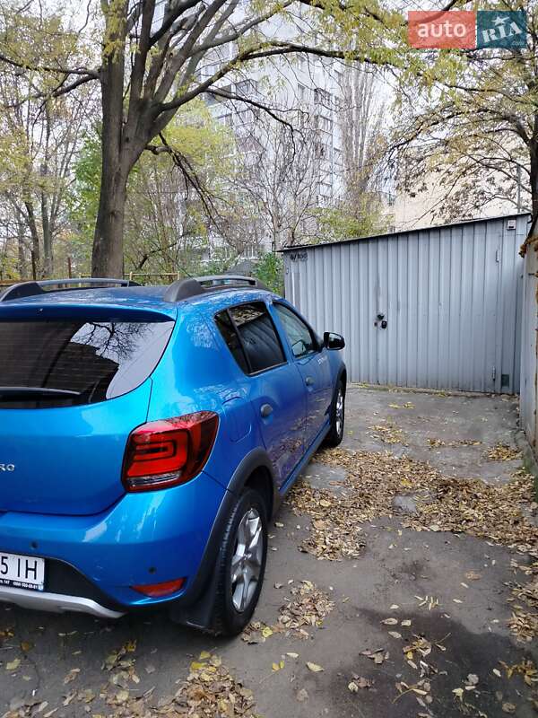 Хэтчбек Renault Sandero StepWay 2018 в Одессе