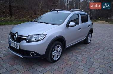 Хетчбек Renault Sandero StepWay 2016 в Тернополі