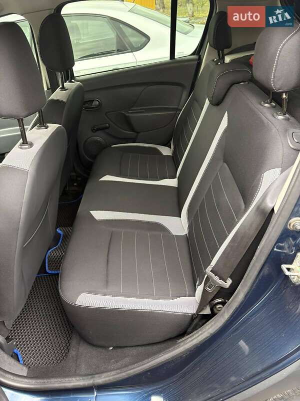 Хетчбек Renault Sandero StepWay 2017 в Звенигородці