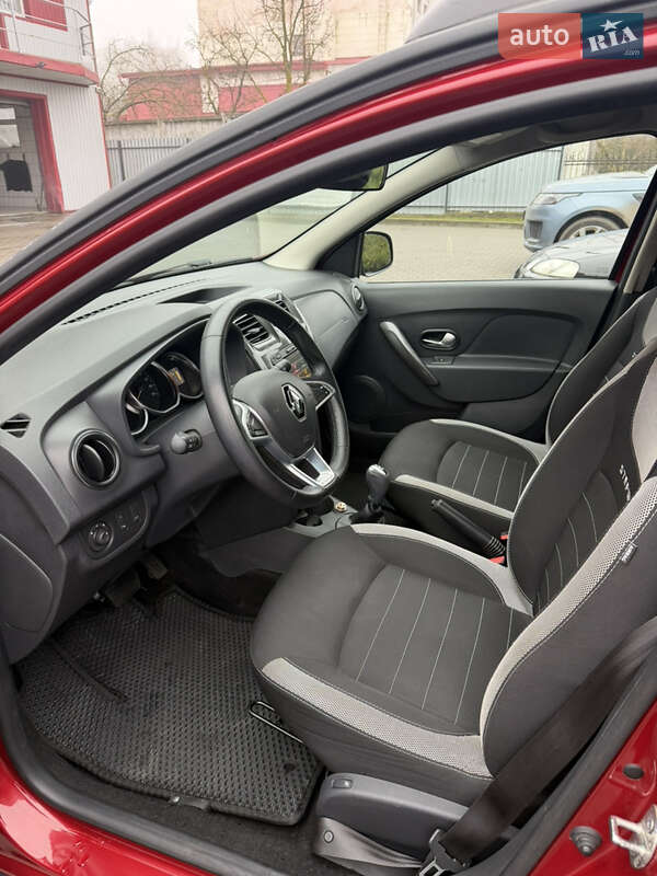 Хэтчбек Renault Sandero StepWay 2019 в Киеве фото 10 Хэтчбек Renault Sandero StepWay 2019 в Киеве