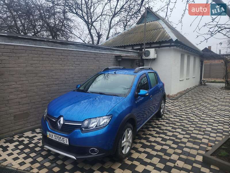 Renault Sandero StepWay 2015