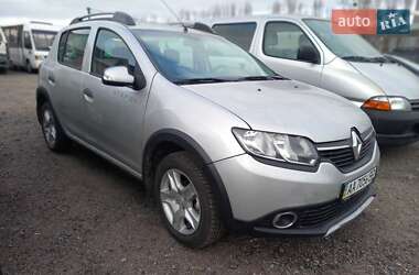 Внедорожник / Кроссовер Renault Sandero StepWay 2014 в Черкассах