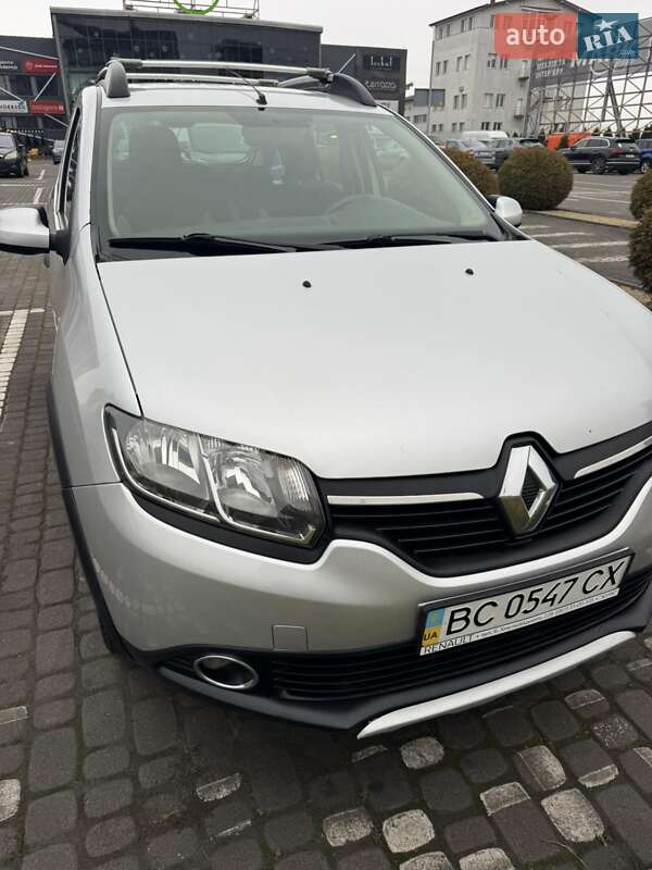 Renault Sandero StepWay 2015