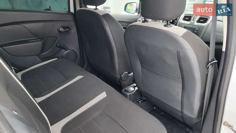 Хэтчбек Renault Sandero StepWay 2021 в Киеве фото 20 Хэтчбек Renault Sandero StepWay 2021 в Киеве