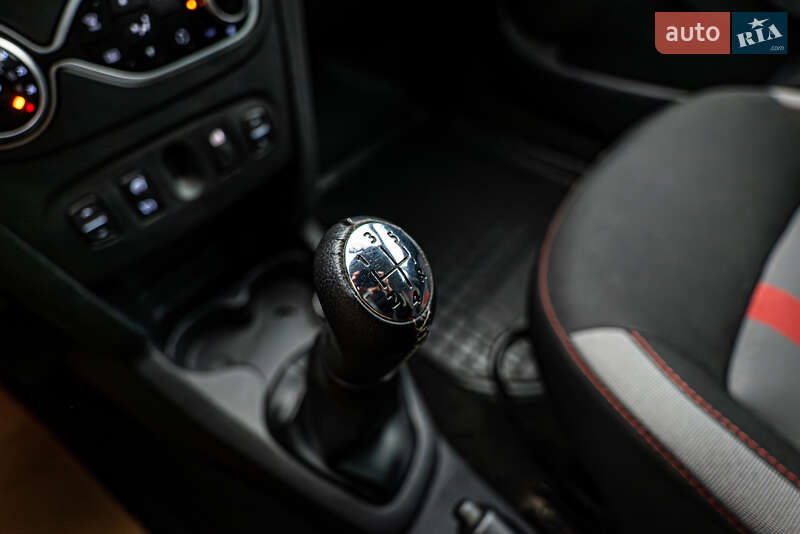 Хэтчбек Renault Sandero StepWay 2019 в Киеве