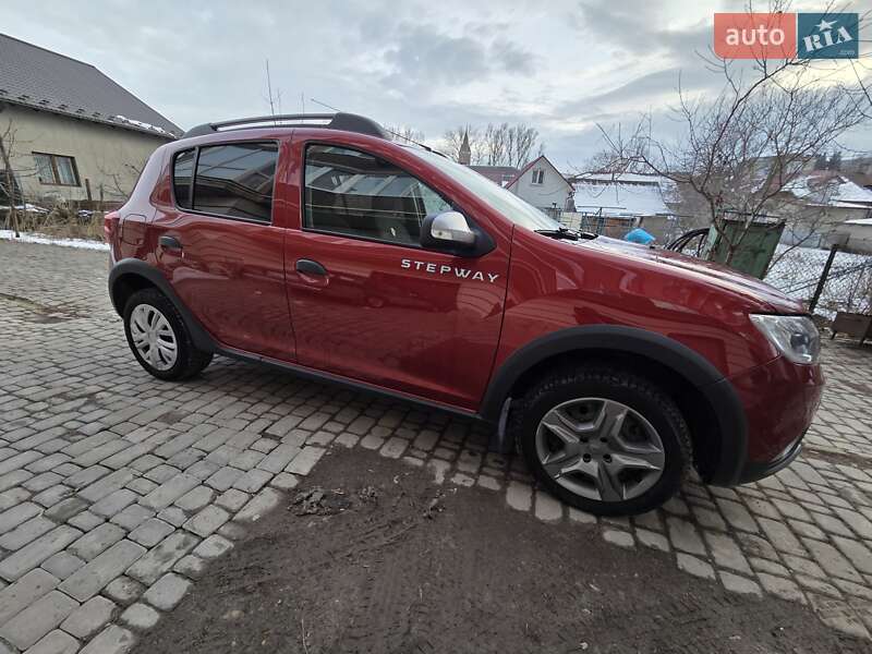 Renault Sandero StepWay 2019