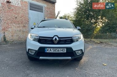 Хэтчбек Renault Sandero StepWay 2018 в Каменке