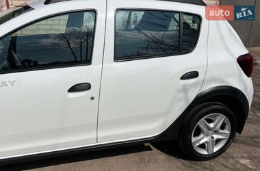Хетчбек Renault Sandero StepWay 2020 в Кривому Розі