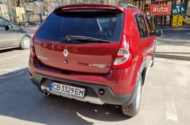 Позашляховик / Кросовер Renault Sandero StepWay 2011 в Чернігові