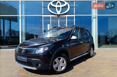 Внедорожник / Кроссовер Renault Sandero StepWay 2012 в Киеве