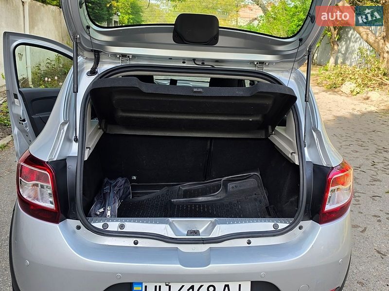 Хетчбек Renault Sandero StepWay 2016 в Одесі