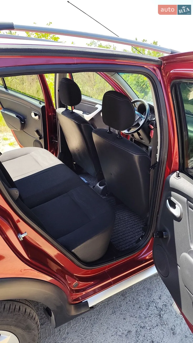 2012 Renault Sandero - мініатюра 15