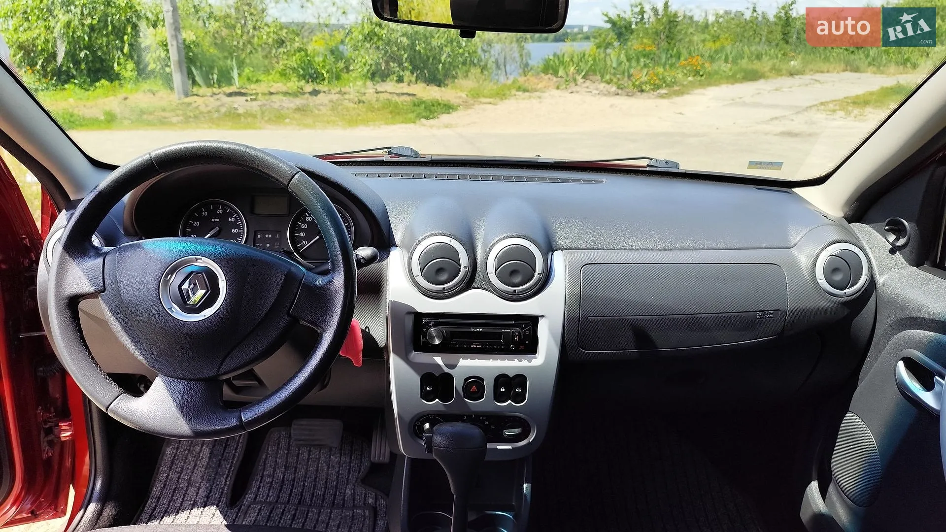 2012 Renault Sandero - мініатюра 18
