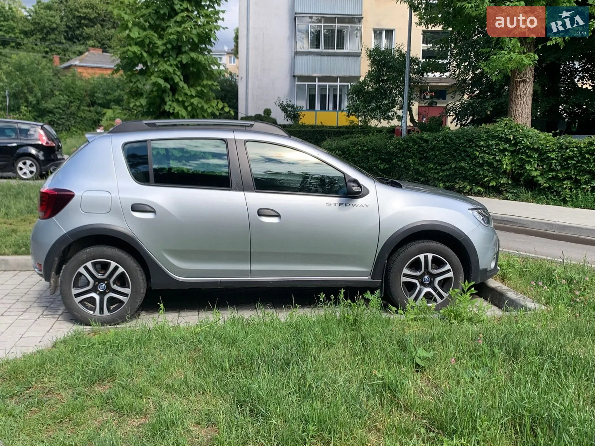 2019 Renault Sandero - фото 1