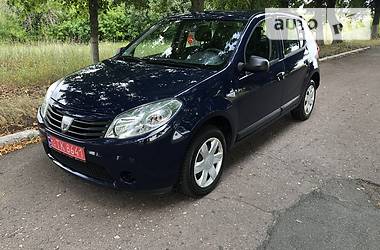 Хэтчбек Renault Sandero 2010 в Сумах