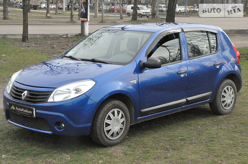 Хэтчбек Renault Sandero 2010 в Николаеве