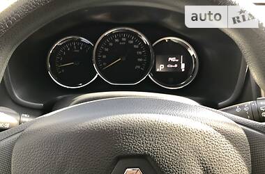 Позашляховик / Кросовер Renault Sandero 2015 в Кам'янському
