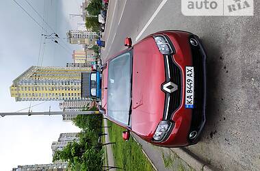 Хэтчбек Renault Sandero 2015 в Киеве