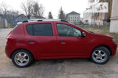 Хэтчбек Renault Sandero 2013 в Тернополе