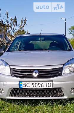 Хетчбек Renault Sandero 2011 в Бориславі