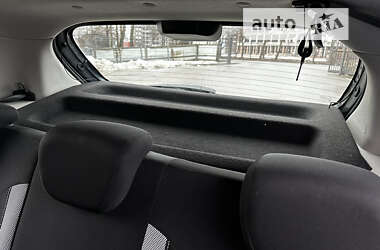 Хэтчбек Renault Sandero 2021 в 