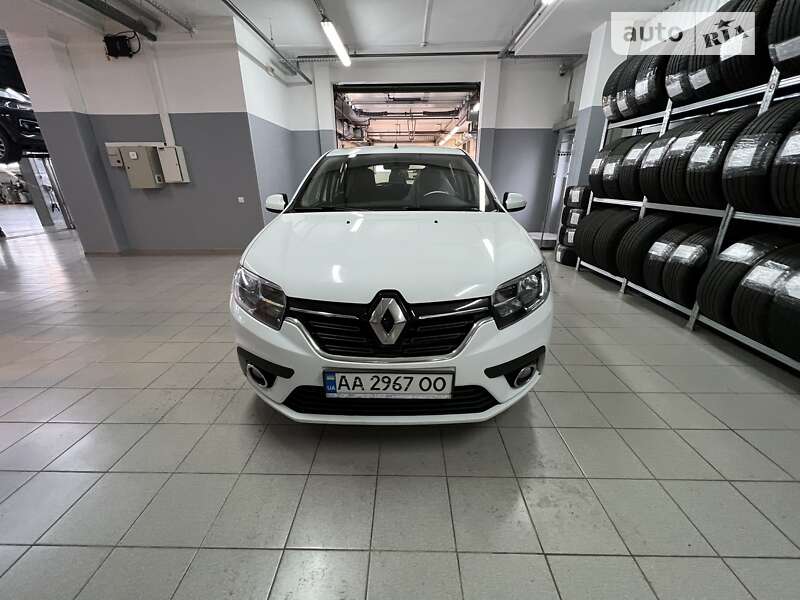 Хэтчбек Renault Sandero 2019 в Киеве