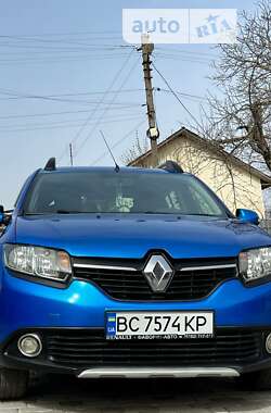 Хэтчбек Renault Sandero 2015 в Тернополе
