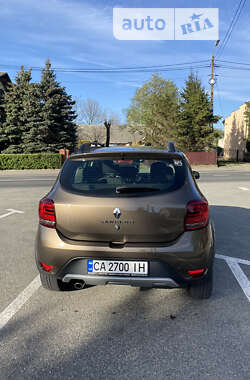 Хэтчбек Renault Sandero 2021 в Черкассах